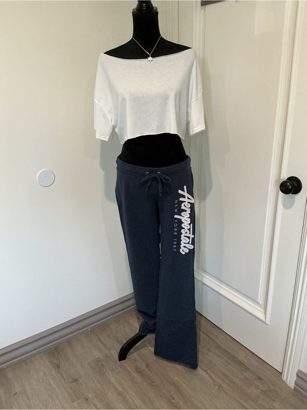 Aeropostale Grey Jogger Sweatpants with White and Pink Script Logo